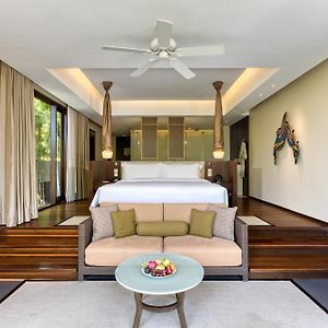 Jungle Suite 1 King 1 Bedroom Suite 1 King Sofa bed